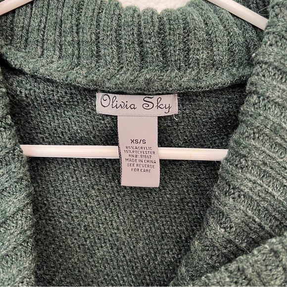 Olivia Sky Green Knit Poncho - Picture 4 of 7